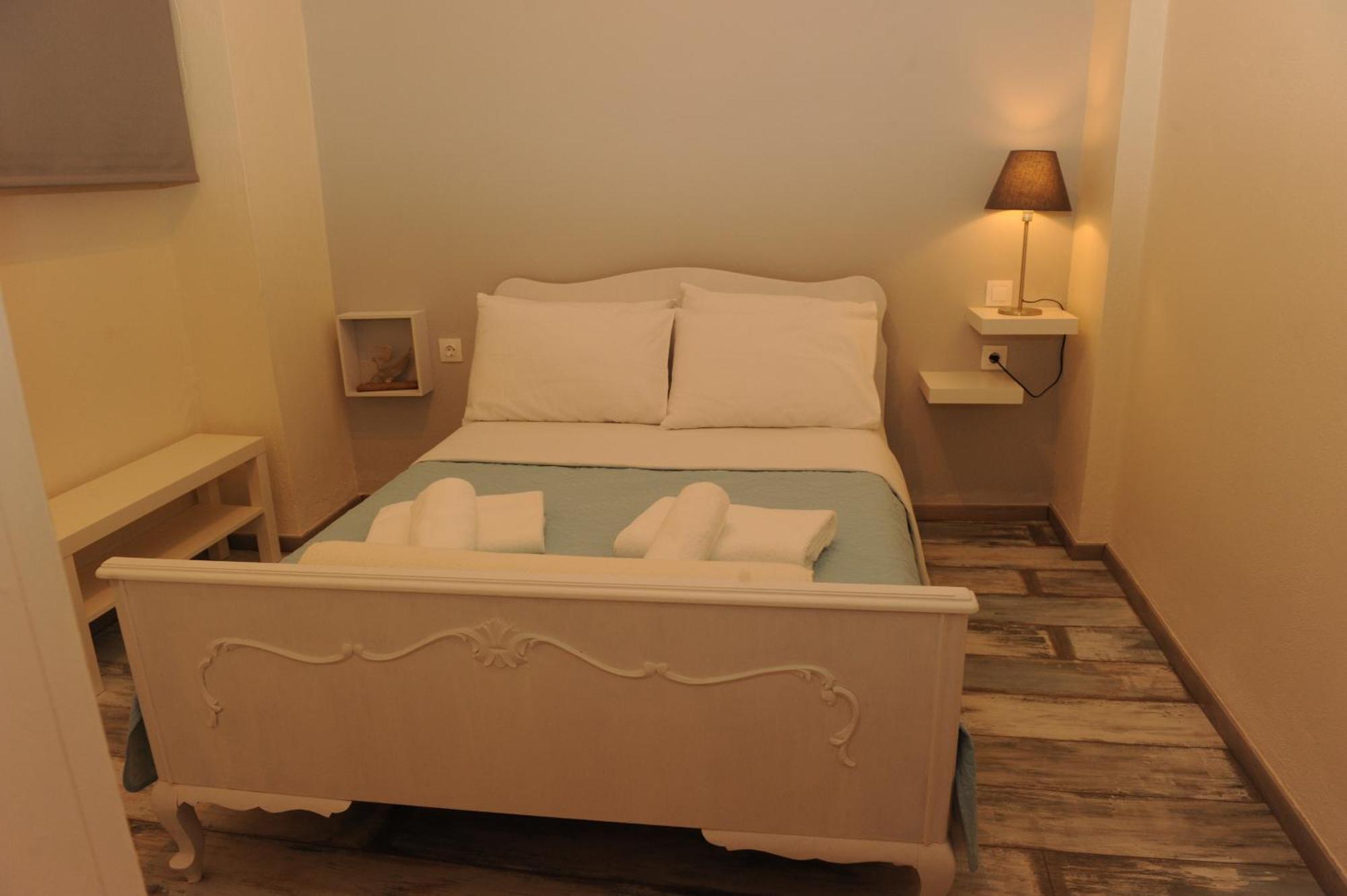 Апартаменты Delphic Moments - Sunny App 3Br, 2Ba With View Экстерьер фото